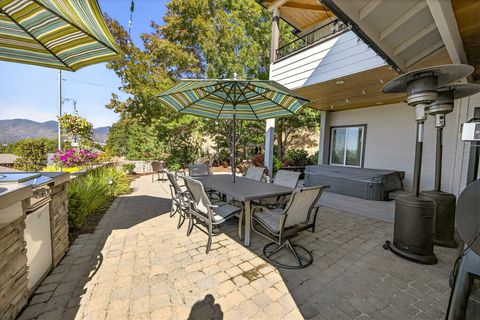 Tiny photo for 2315 Robertson Crest Crst, Grants Pass, OR 97527 (MLS # 220219690)