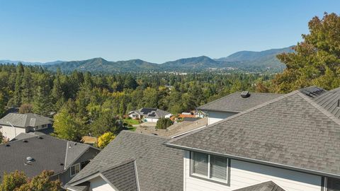 Tiny photo for 2315 Robertson Crest Crst, Grants Pass, OR 97527 (MLS # 220219690)
