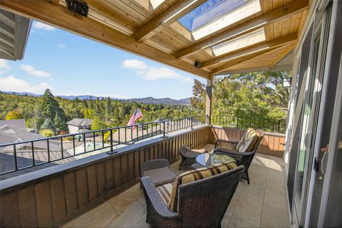Tiny photo for 2315 Robertson Crest Crst, Grants Pass, OR 97527 (MLS # 220219690)