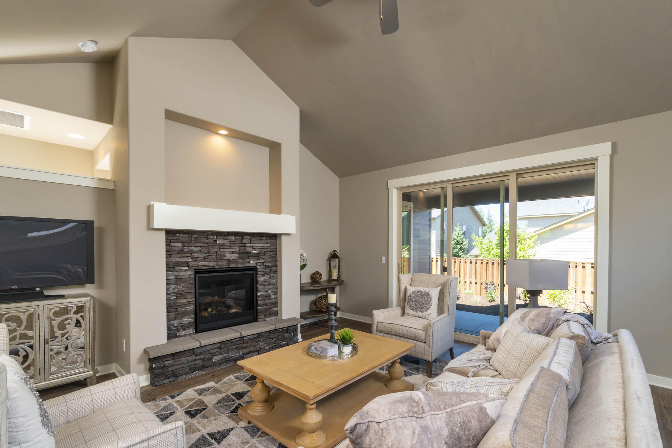 Triple Ridge - Residential