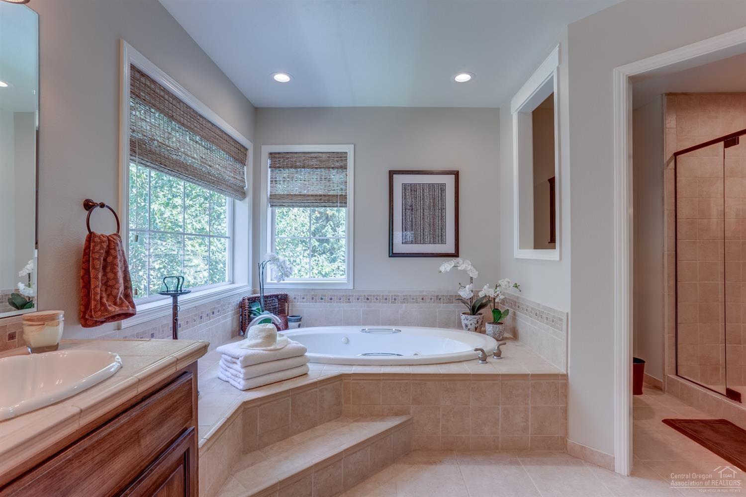 Awbrey Butte - Residential