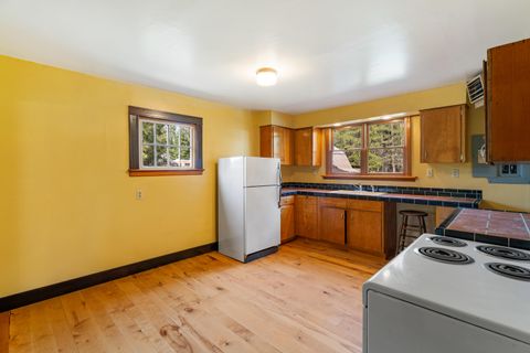 Tiny photo for 52140 Elderberry Lane, La Pine, OR 97739 (MLS # 220221137)