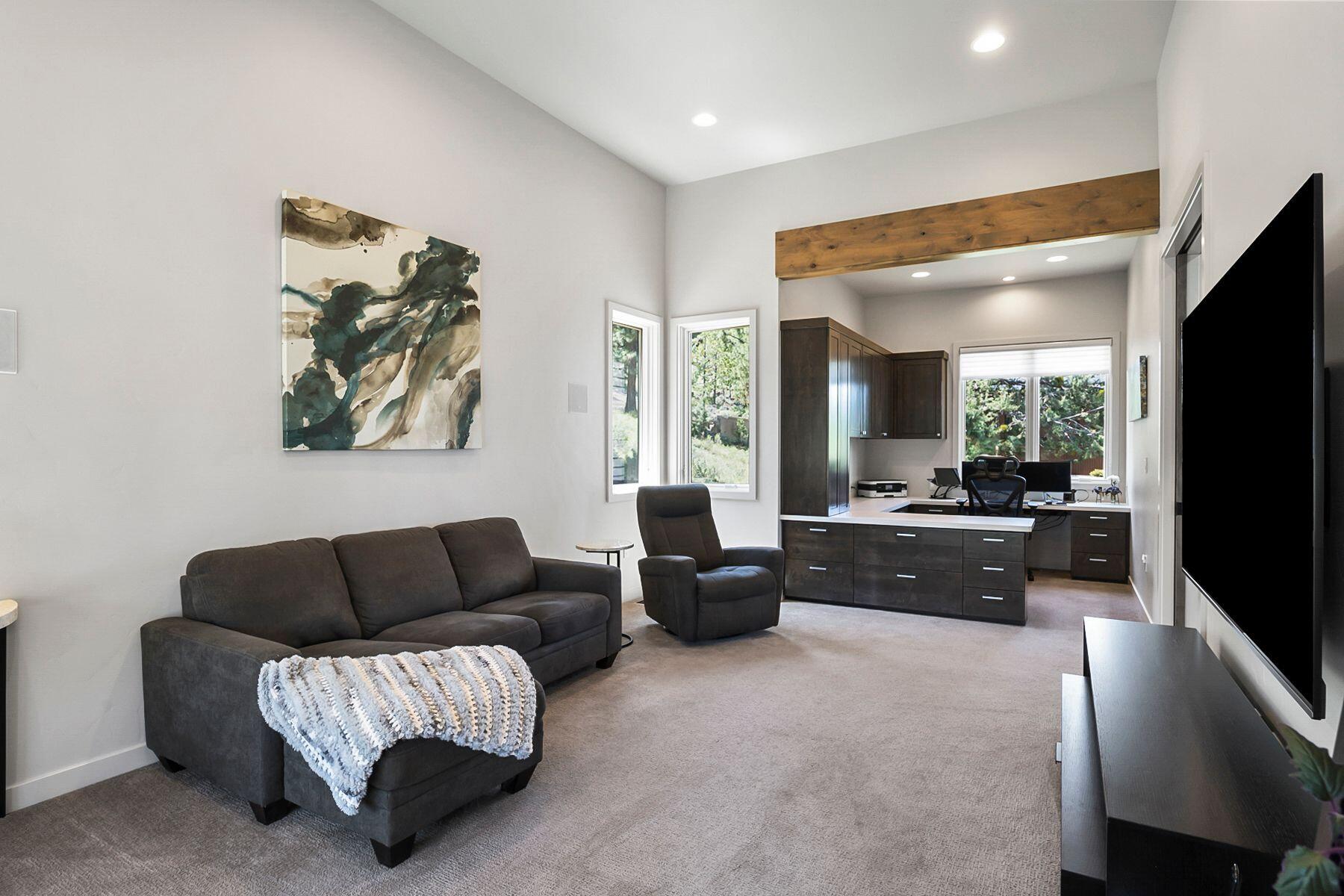 Awbrey Butte - Residential