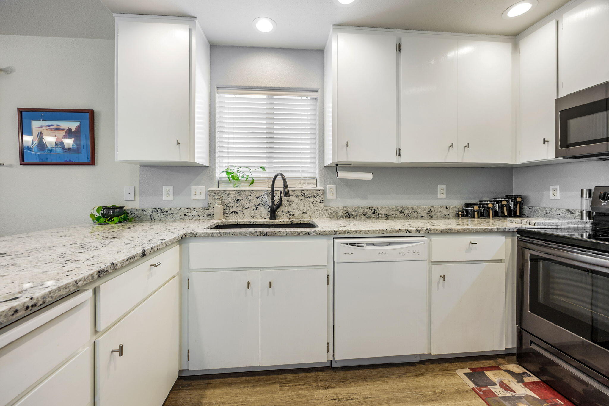 Mountain Gate Village - Residential