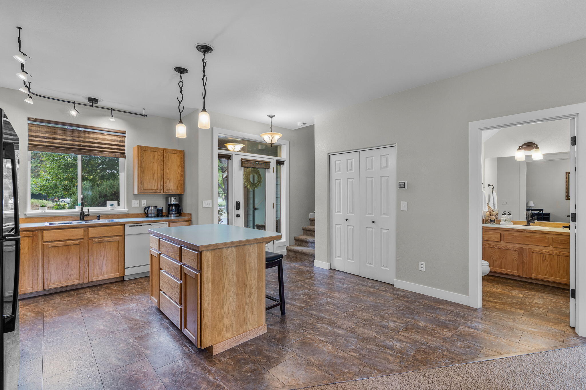 Eagle Crest - Residential