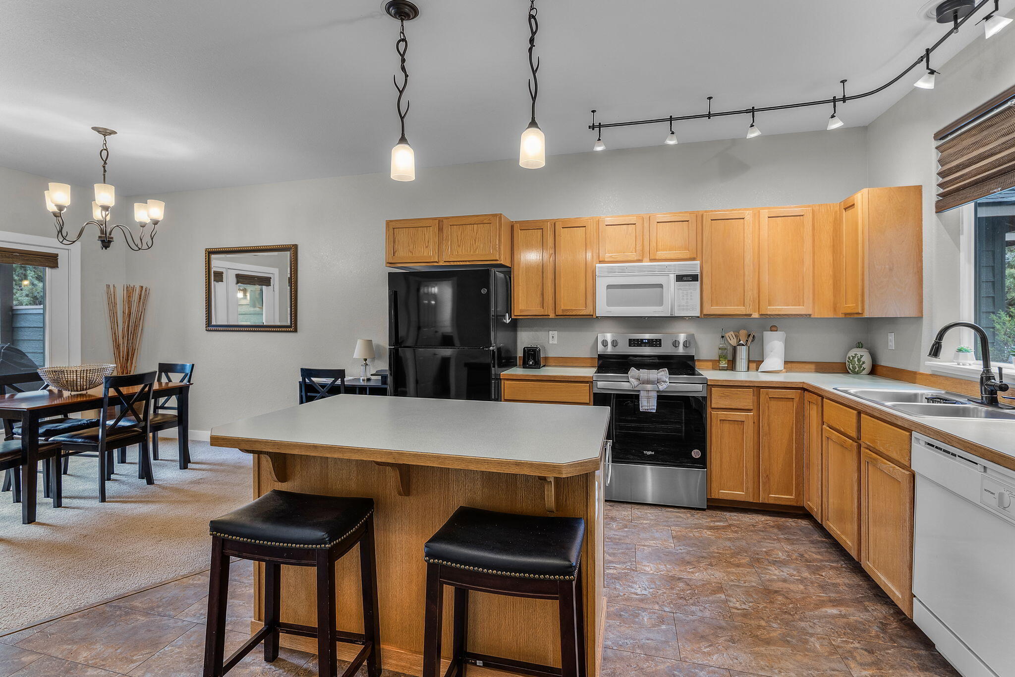1084 Golden Pheasant Drive