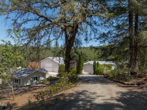 Photo of 5195 Riverbanks Road, Grants Pass, OR 97527 (MLS # 220228949)