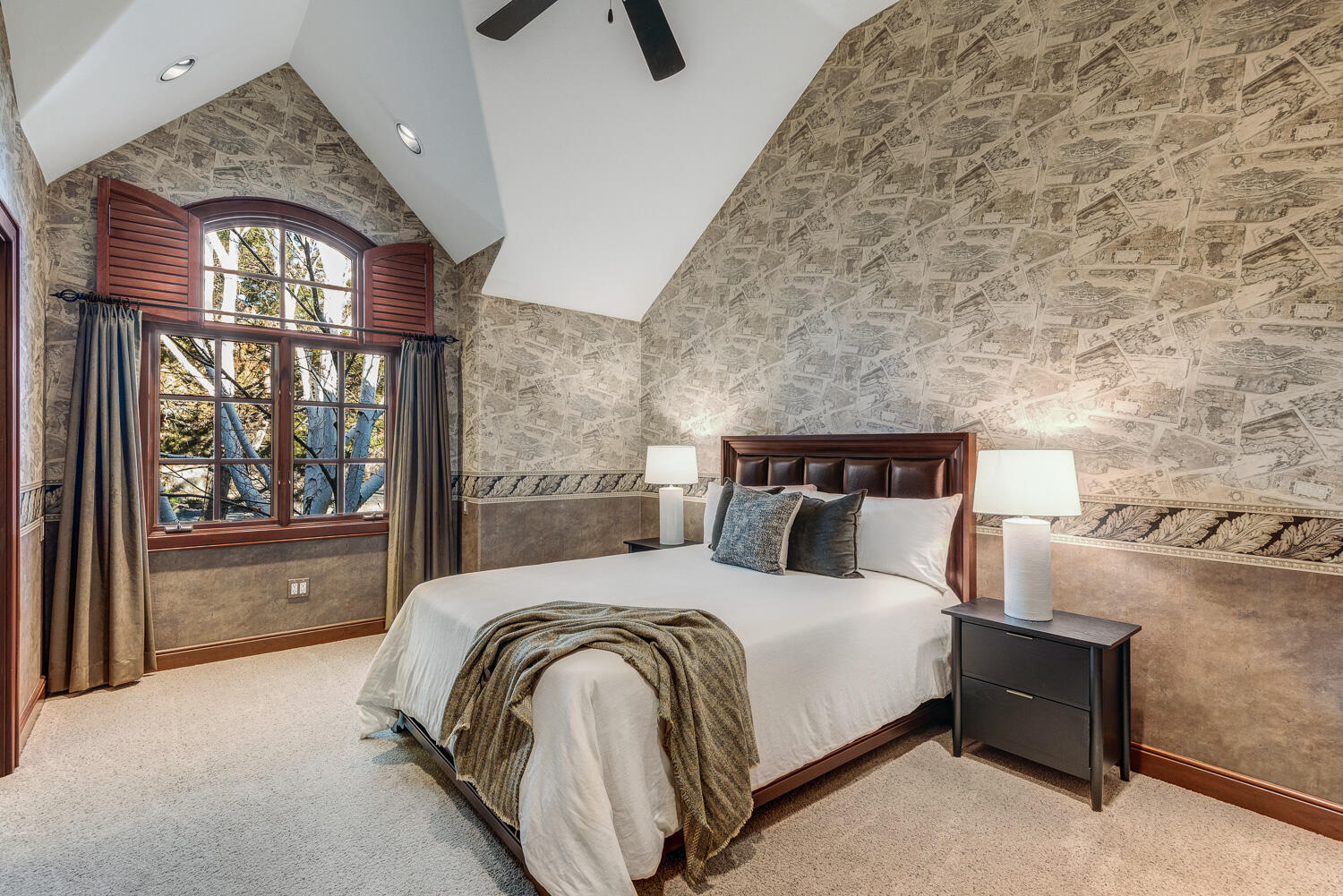 Awbrey Butte - Residential