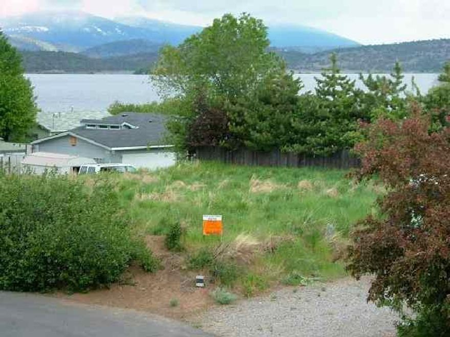 Seller Is Licensed Or Real Estate Broker. Seller May Do A 1031 Tax Exchange. Exist. Road Is Easement To Yellow & Gray Homes. Two Excellent, Hard To Find Duplex Lots Near The Yacht Club See Addend....