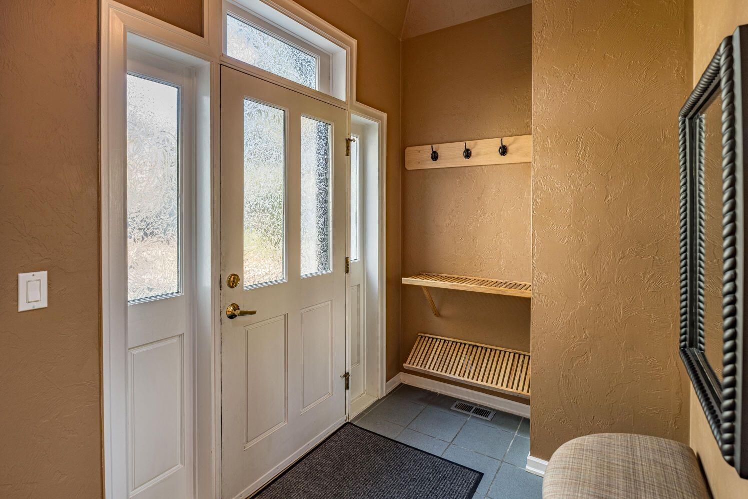 StoneTH - Residential