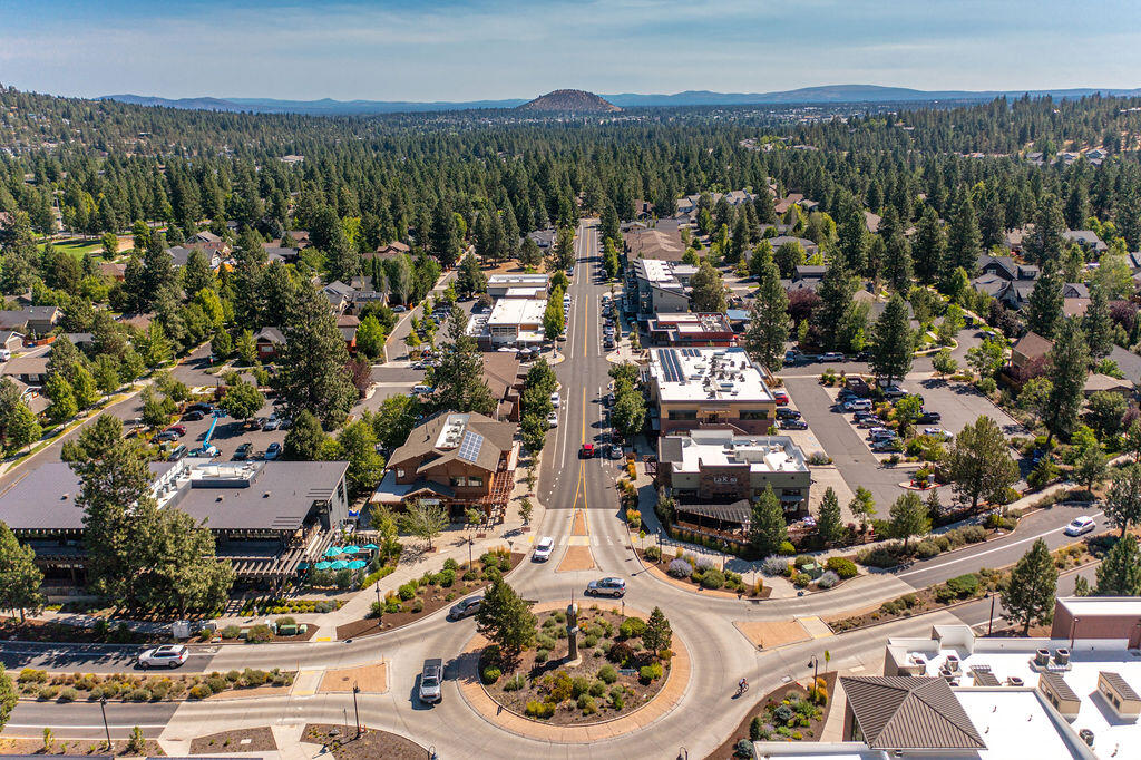 Knoll Heights - Land