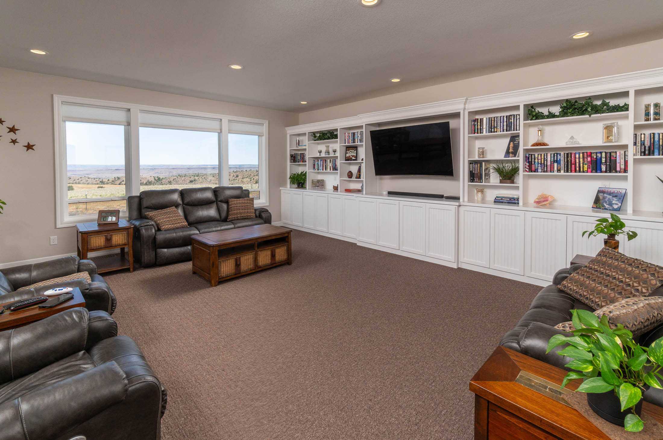 3854 NE Fern Lane