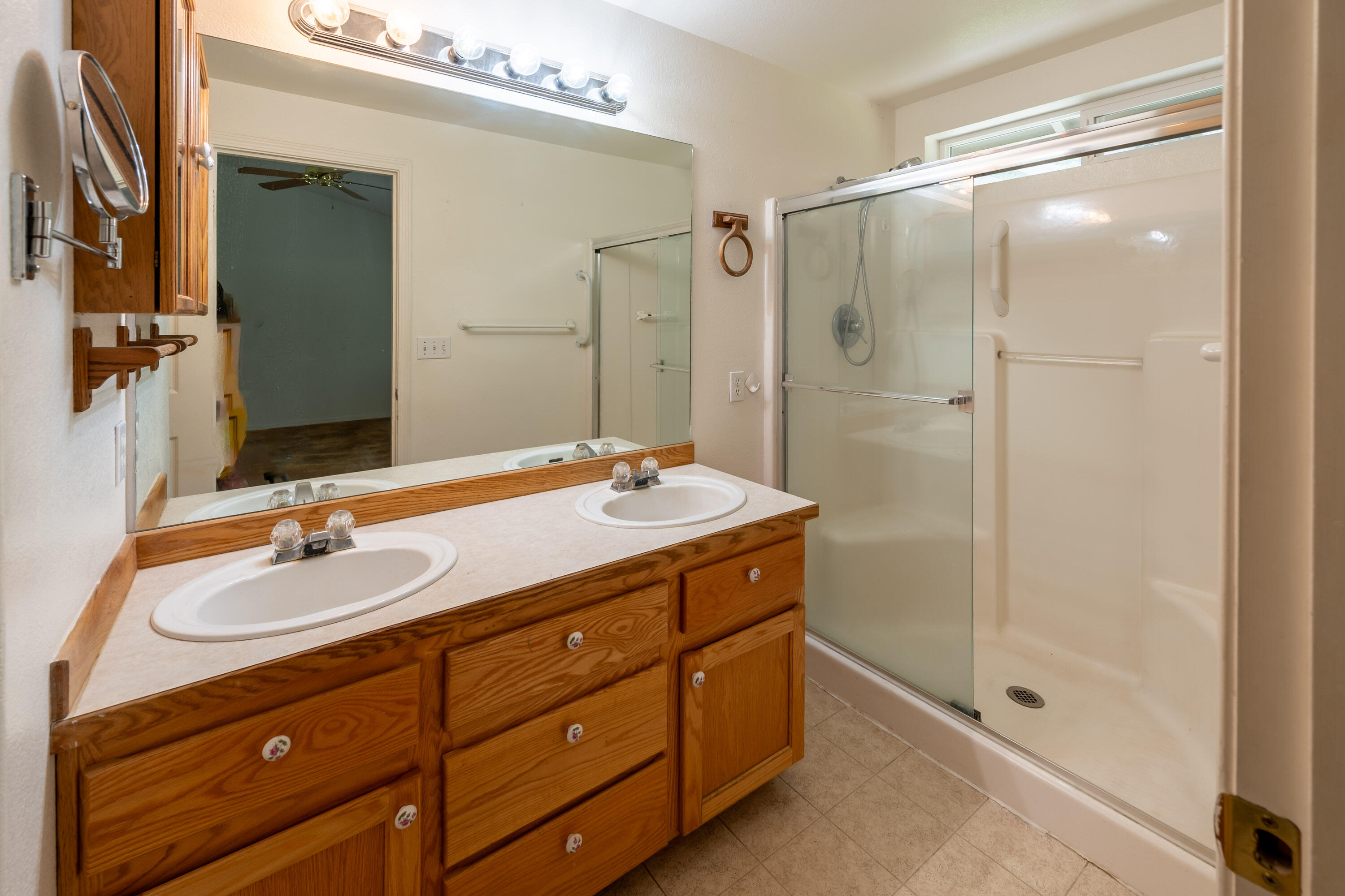 Justin Glen - Residential