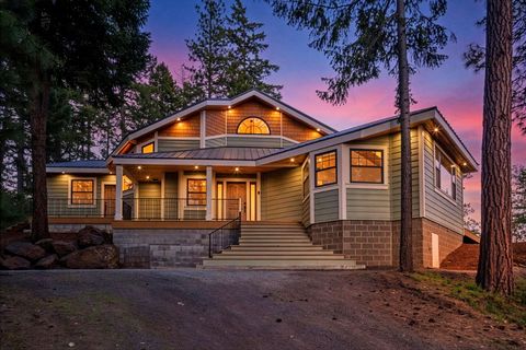 Photo of 8351 Dead Indian Memorial Road, Ashland, OR 97520 (MLS # 220221177)
