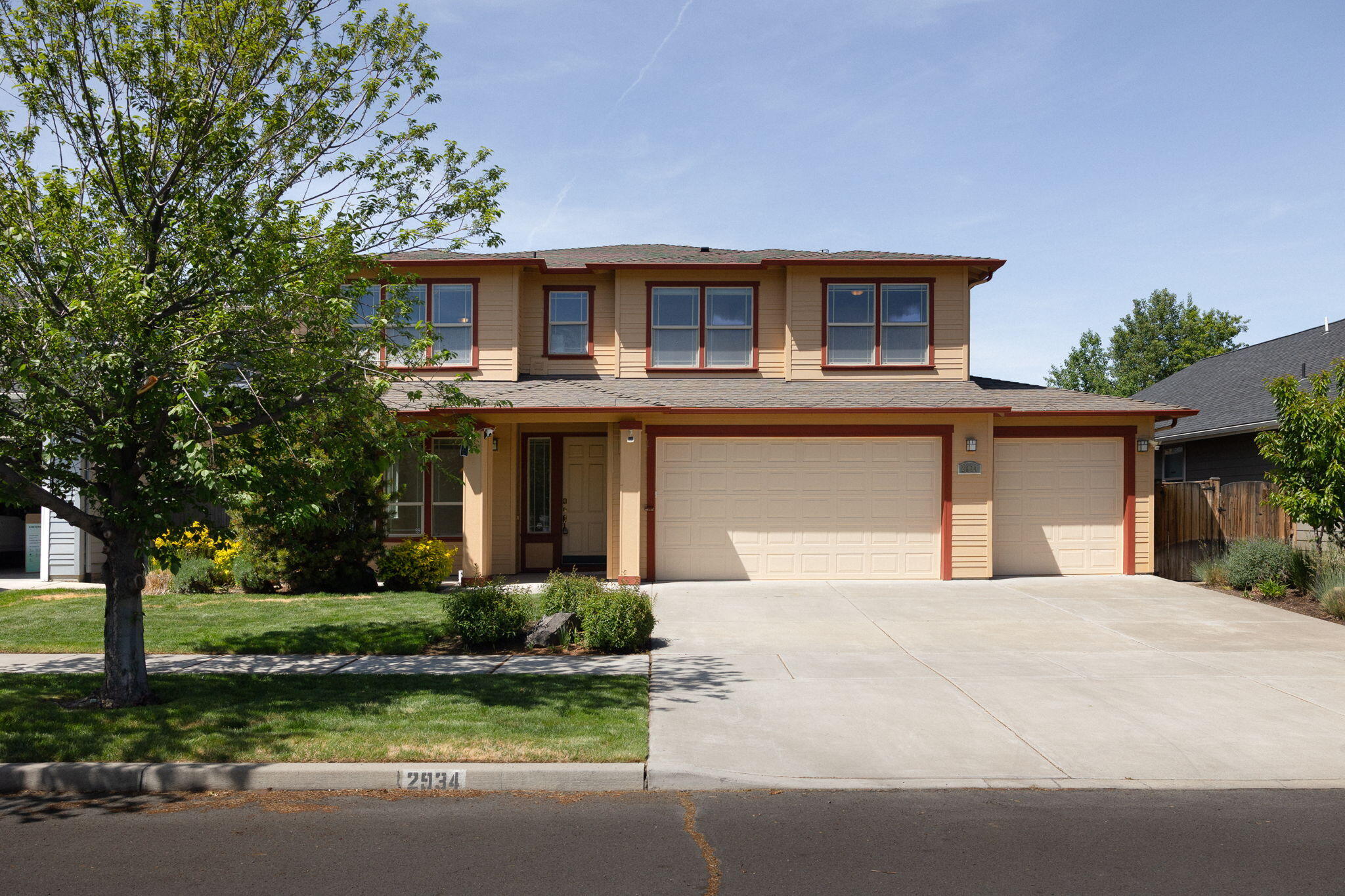2934 NE Dogwood Drive