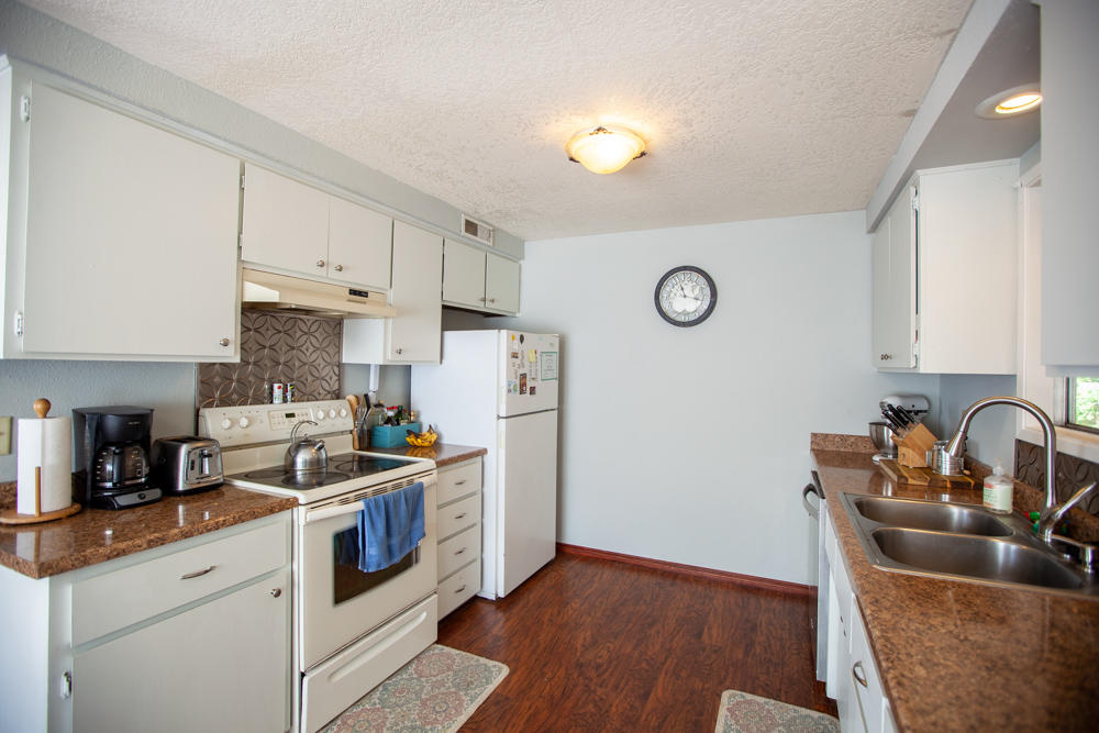 Cascade Village Unit No 8 - Residential