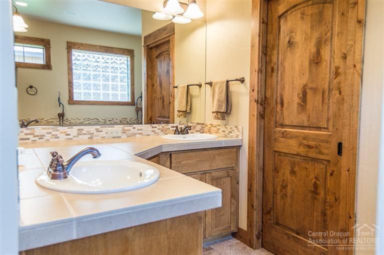 Eagle Crest - Residential