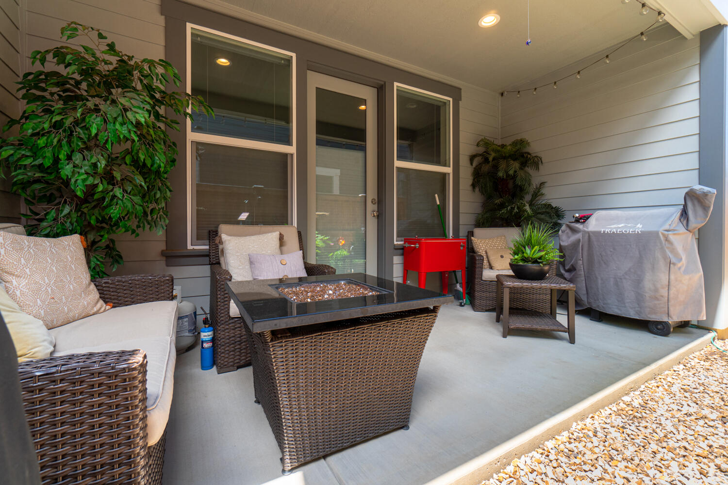 SaddleStone - Residential