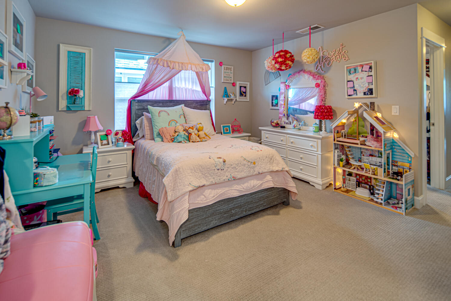 SaddleStone - Residential