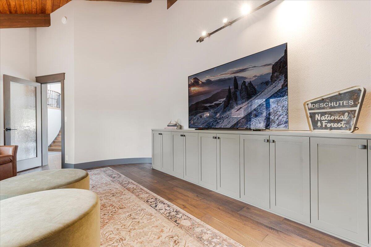 Fairway Crest Village - Residential