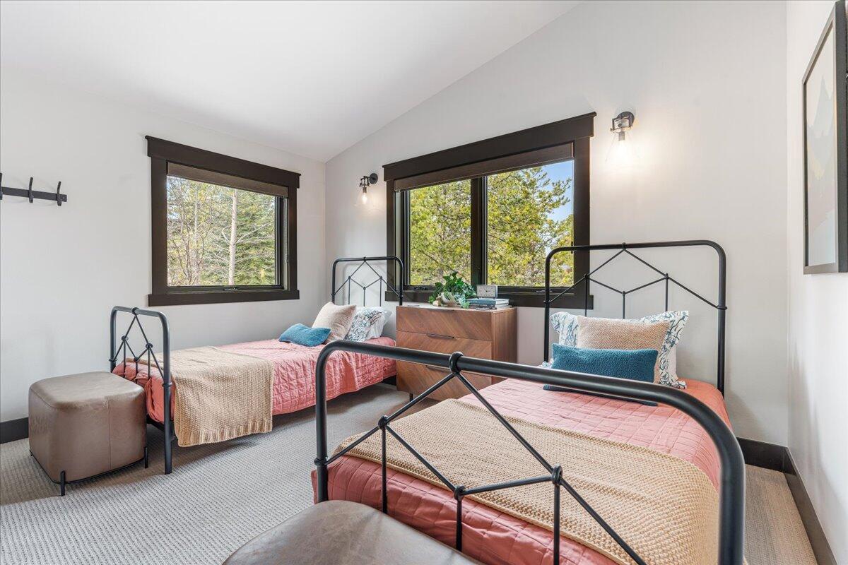 Fairway Crest Village - Residential