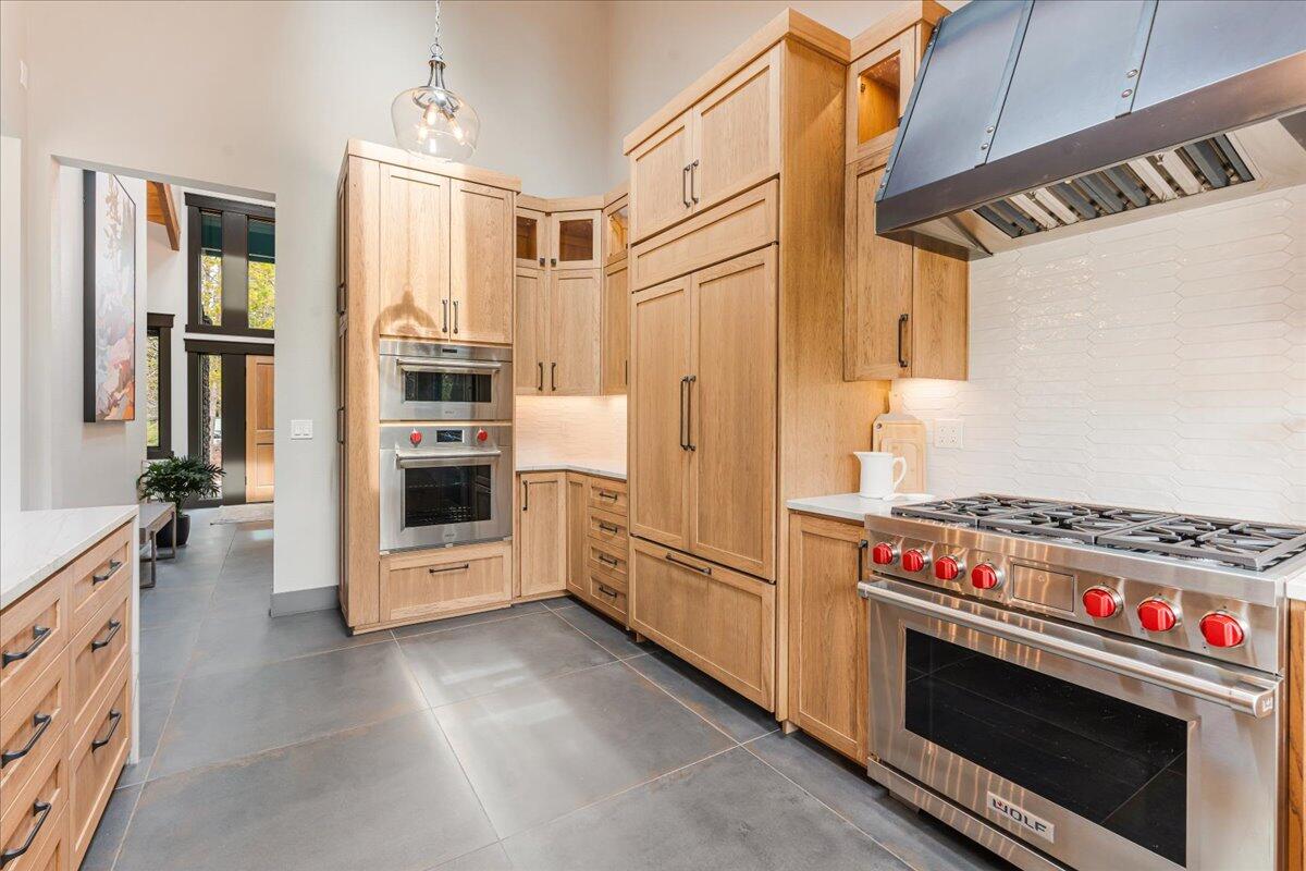 Fairway Crest Village - Residential