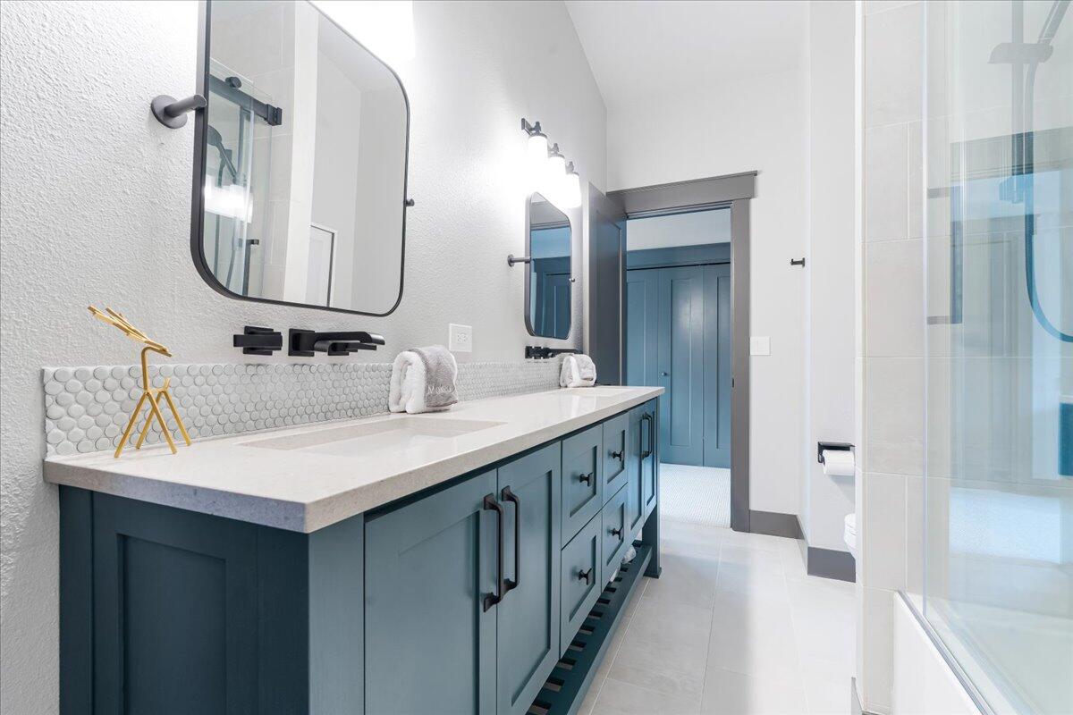 Fairway Crest Village - Residential