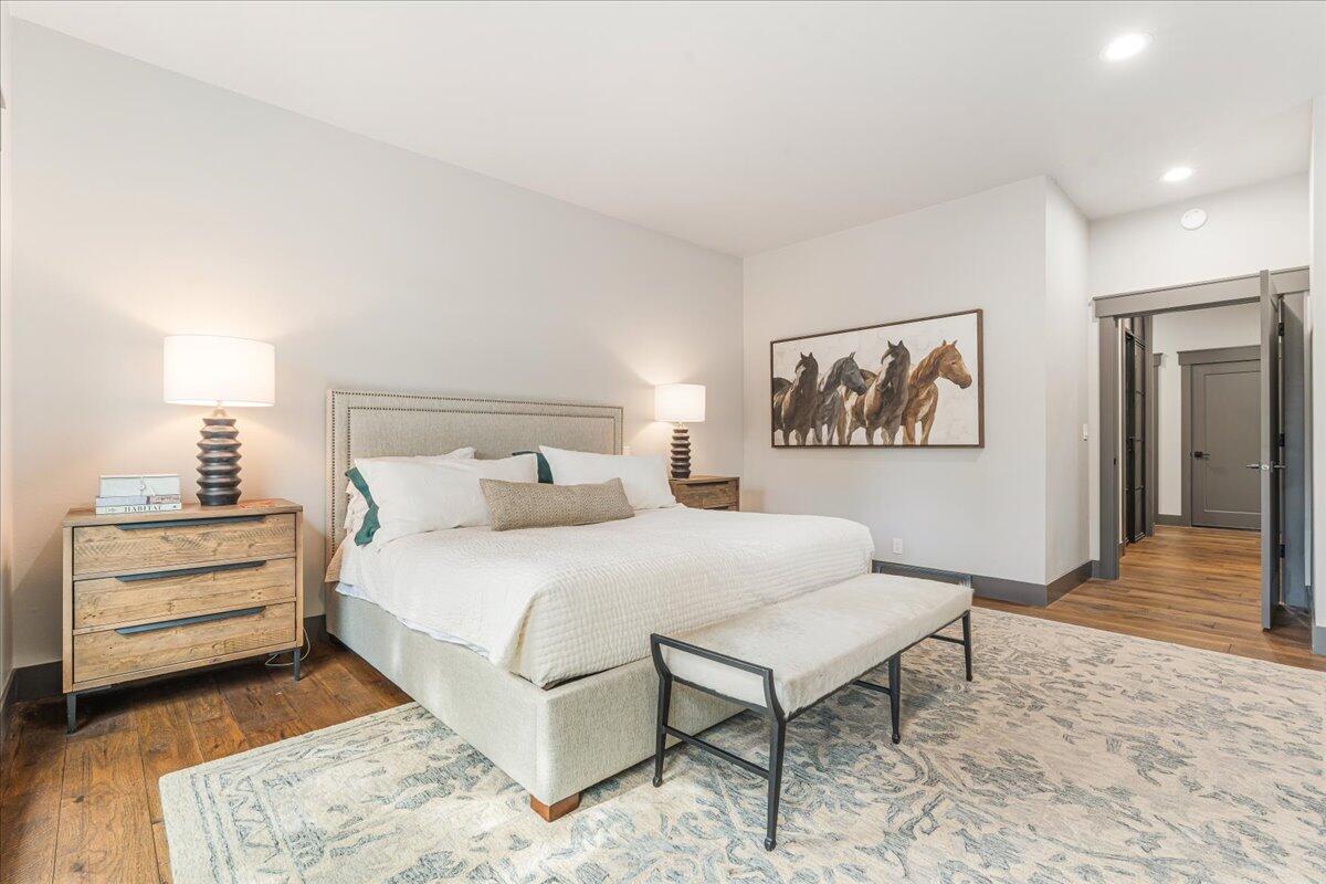 Fairway Crest Village - Residential