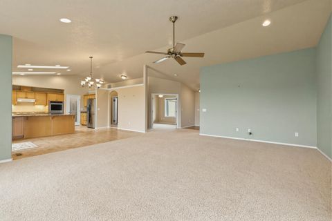 Tiny photo for 12445 Highway 140 E, Klamath Falls, OR 97603 (MLS # 220220516)