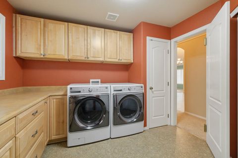 Tiny photo for 12445 Highway 140 E, Klamath Falls, OR 97603 (MLS # 220220516)