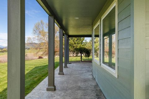 Tiny photo for 12445 Highway 140 E, Klamath Falls, OR 97603 (MLS # 220220516)