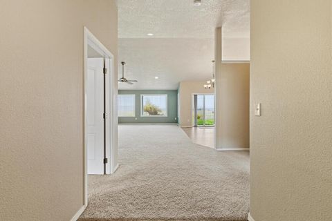 Tiny photo for 12445 Highway 140 E, Klamath Falls, OR 97603 (MLS # 220220516)