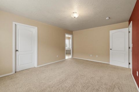 Tiny photo for 12445 Highway 140 E, Klamath Falls, OR 97603 (MLS # 220220516)
