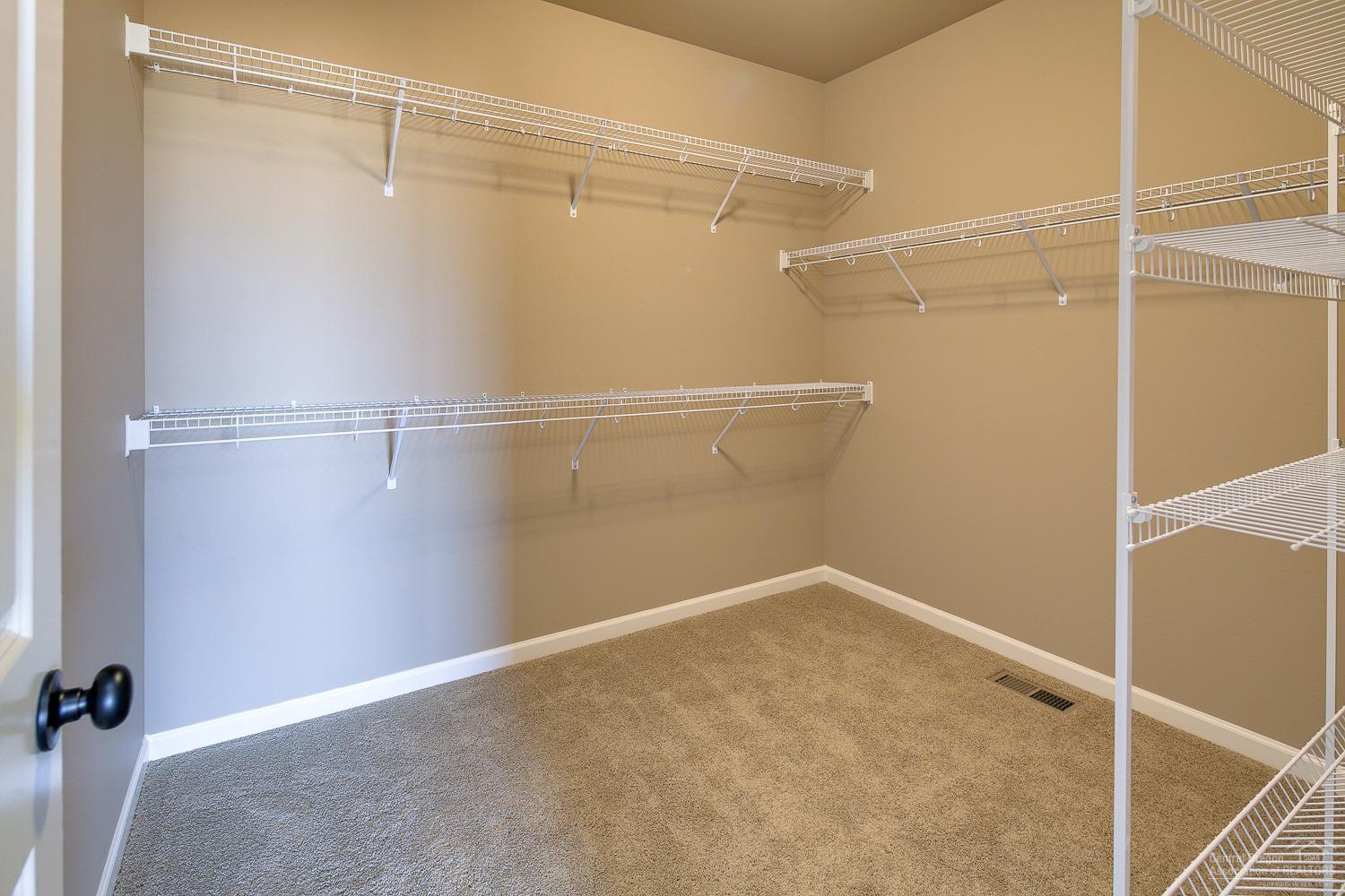 Fieldstone Crossing - Residential