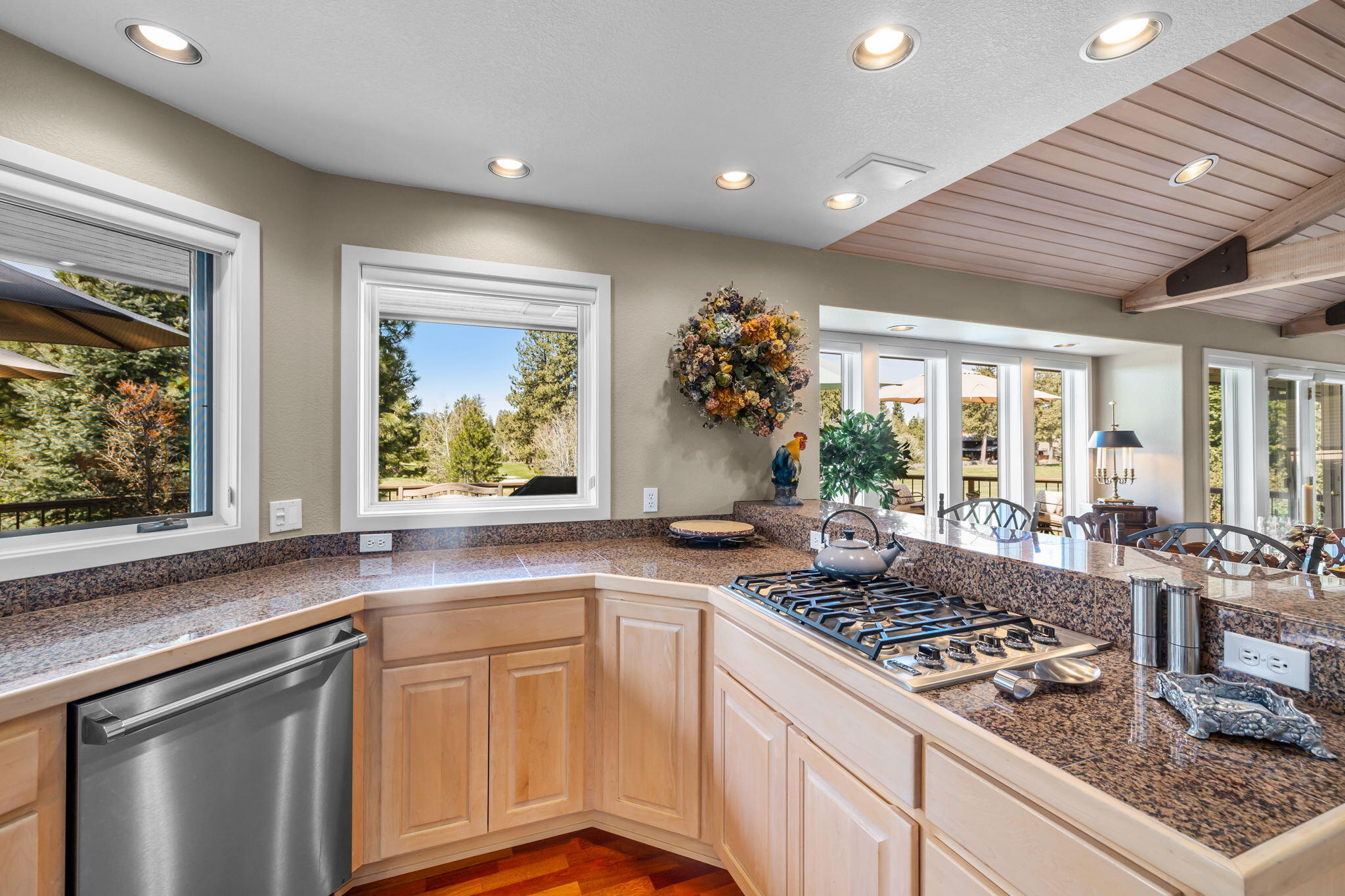 Broken Top - Residential