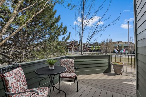 Tiny photo for 601 SW Otter Way, Bend, OR 97702 (MLS # 220219621)