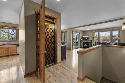 Tiny photo for 601 SW Otter Way, Bend, OR 97702 (MLS # 220219621)