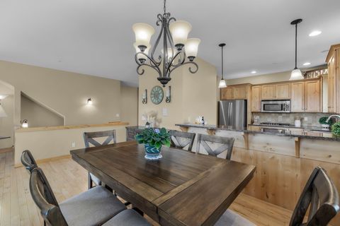 Tiny photo for 601 SW Otter Way, Bend, OR 97702 (MLS # 220219621)