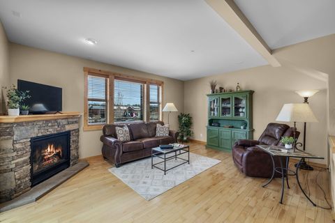 Tiny photo for 601 SW Otter Way, Bend, OR 97702 (MLS # 220219621)