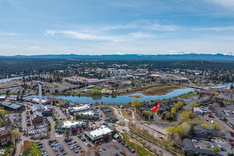 Tiny photo for 601 SW Otter Way, Bend, OR 97702 (MLS # 220219621)