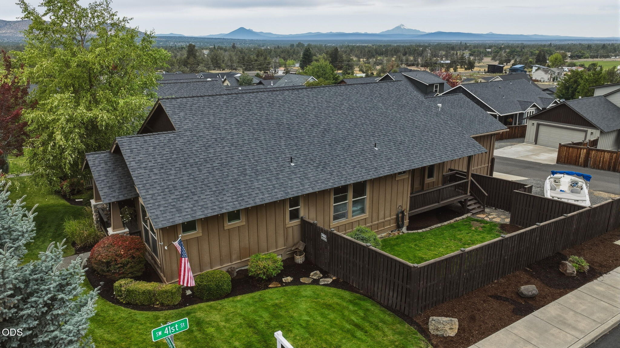 4105 SW Salmon Avenue