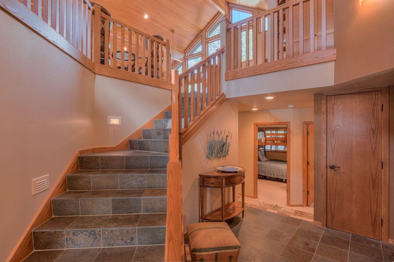 Fairway Point Villag - Residential