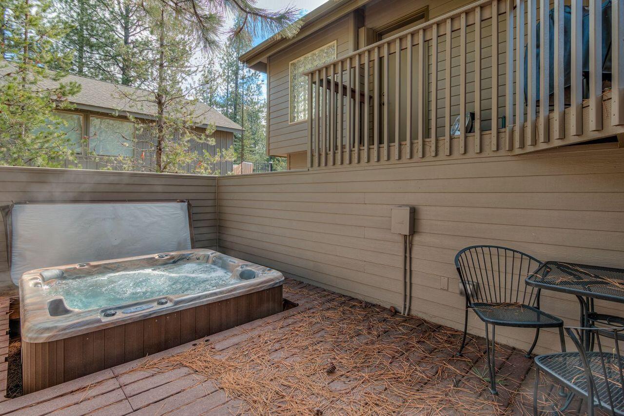 Fairway Point Villag - Residential