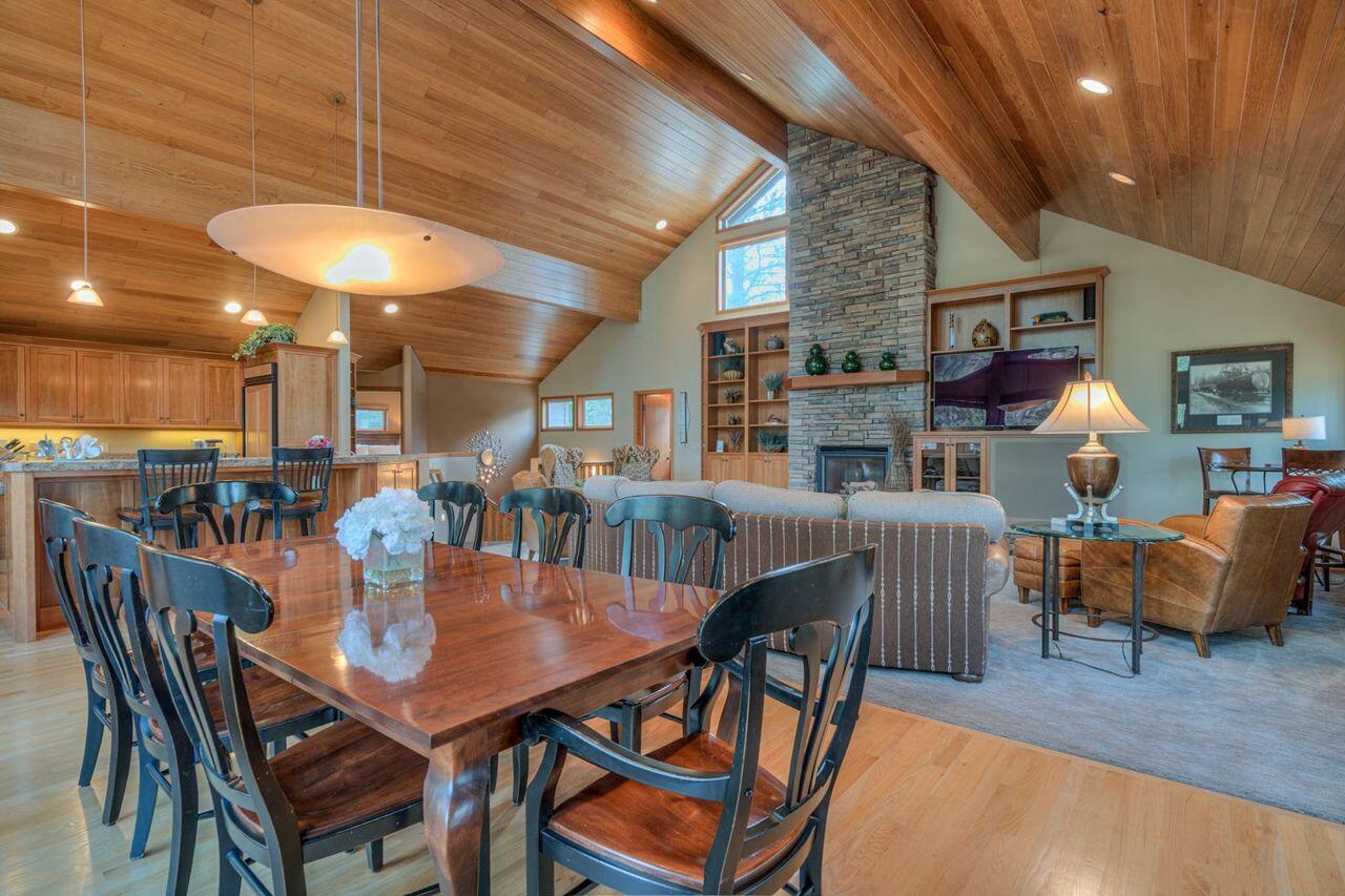 Fairway Point Villag - Residential