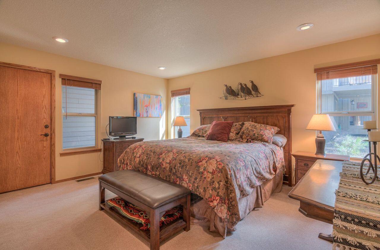 Fairway Point Villag - Residential