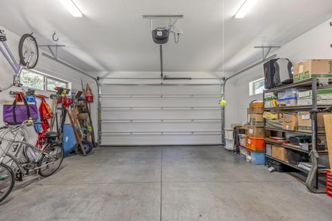 Tiny photo for 57339 Mountain View Lane #5, Sunriver, OR 97707 (MLS # 220221544)