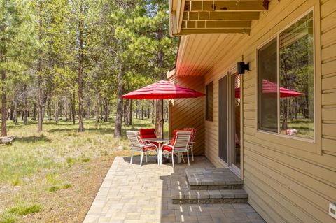 Tiny photo for 57339 Mountain View Lane #5, Sunriver, OR 97707 (MLS # 220221544)