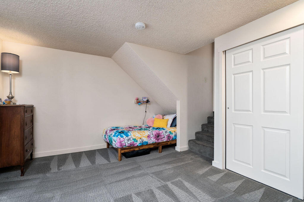 Saddleback West - Residential