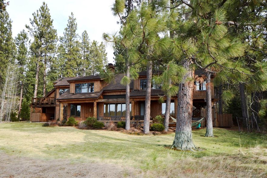 A rate opportunity to live on the edge of the real Glaze Meadow. This home has the space to handle large family gatherings in style. Two fireplaces, 1 burns wood, 1 propane. Cascade mountains, lake and meadow views, large oversized garage with shop area. Property is in exquisite condition with beautiful landscaping. Amazing mountain home with all the modern conveniences. In addition to 6 bedrooms and 5.5 bathrooms there is also a second bunk room/playroom and a jack & Jill bath. This home sleeps 22.