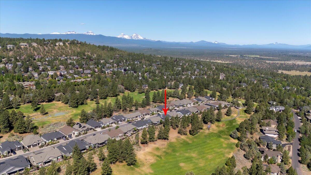 3124 NW Hidden Ridge Drive